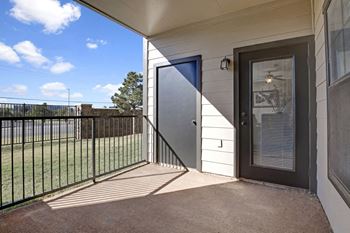 Private patio/balcony